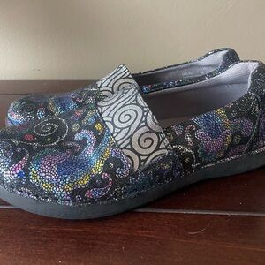 Alegria Glee Loafer Comfort flat colorful Surreally Pretty GLE 542 sz 40 9.5 10